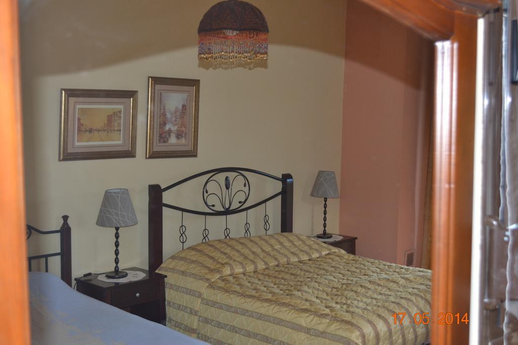 Mouson Melathron Hotel Elafina Cameră foto